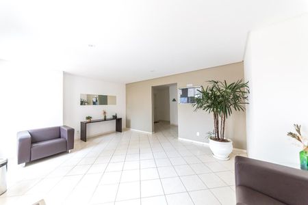 Apartamento para alugar com 60m², 3 quartos e sem vagaHall Prédio