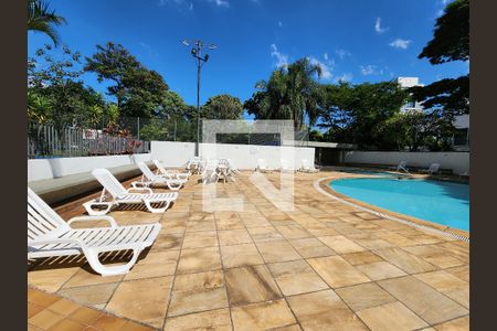 Apartamento à venda com 56m², 1 quarto e 1 vagaÁrea comum - Piscina