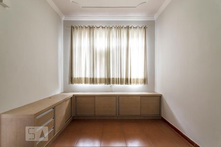 Sala de apartamento à venda com 2 quartos, 60m² em Sagrada Família, Belo Horizonte