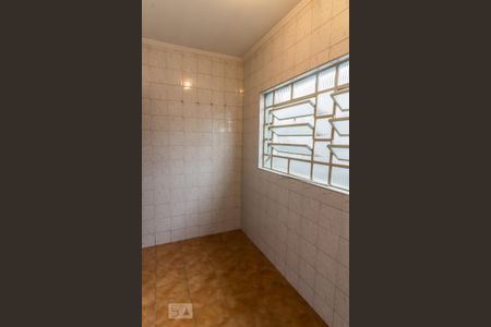 Área de Serviço de casa para alugar com 2 quartos, 100m² em Vila Santa Maria, Guarulhos