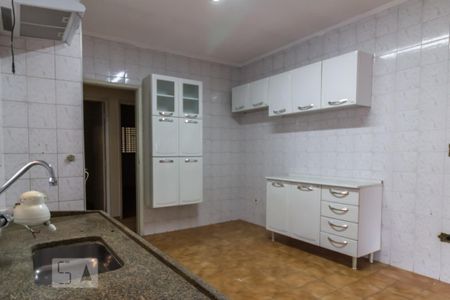 Cozinha de casa para alugar com 2 quartos, 100m² em Vila Santa Maria, Guarulhos