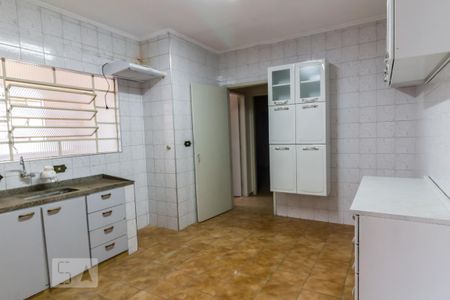 Cozinha de casa para alugar com 2 quartos, 100m² em Vila Santa Maria, Guarulhos