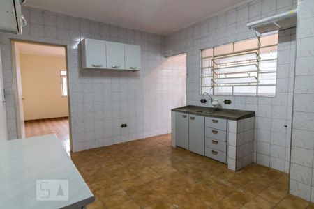 Cozinha  de casa para alugar com 2 quartos, 100m² em Vila Santa Maria, Guarulhos