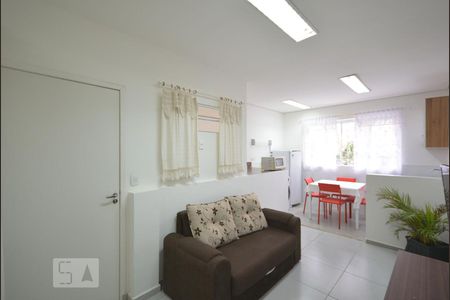 Sala de apartamento para alugar com 1 quarto, 40m² em Vila Deodoro, São Paulo