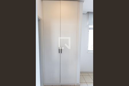 Apartamento à venda com 68m², 1 quarto e 1 vagaRouparia