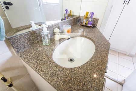 Apartamento à venda com 68m², 1 quarto e 1 vagaPia do Banheiro Social