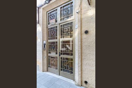 Apartamento à venda com 70m², 2 quartos e sem vaga Apartamento à venda com 70m², 2 quartos e sem vagaFachada