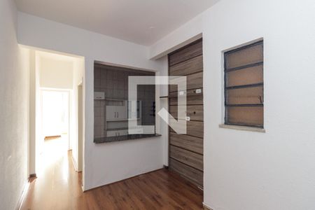 Apartamento à venda com 70m², 2 quartos e sem vaga Apartamento à venda com 70m², 2 quartos e sem vagaSala