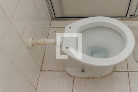 Apartamento à venda com 70m², 2 quartos e sem vaga Apartamento à venda com 70m², 2 quartos e sem vagaBanheiro