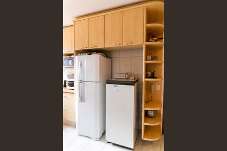 Apartamento à venda com 165m², 3 quartos e 4 vagas Apartamento à venda com 165m², 3 quartos e 4 vagasCozinha