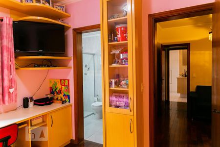 Apartamento à venda com 165m², 3 quartos e 4 vagas Apartamento à venda com 165m², 3 quartos e 4 vagasSuíte 2