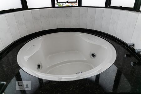 Apartamento à venda com 165m², 3 quartos e 4 vagas Apartamento à venda com 165m², 3 quartos e 4 vagasBanheiro da Suíte 3