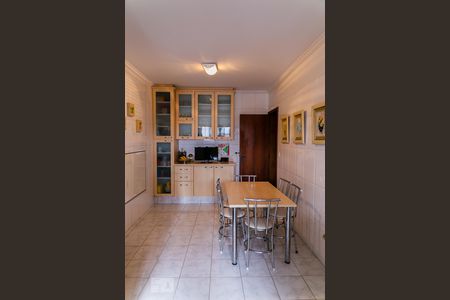 Apartamento à venda com 165m², 3 quartos e 4 vagas Apartamento à venda com 165m², 3 quartos e 4 vagasCozinha