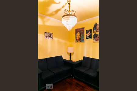 Apartamento à venda com 165m², 3 quartos e 4 vagas Apartamento à venda com 165m², 3 quartos e 4 vagasAntessala