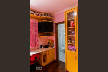 Apartamento à venda com 165m², 3 quartos e 4 vagas Apartamento à venda com 165m², 3 quartos e 4 vagasSuíte 2