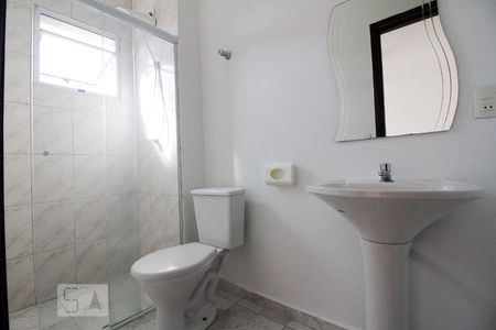 Apartamento para alugar com 65m², 2 quartos e 2 vagas Apartamento para alugar com 65m², 2 quartos e 2 vagasBanheiro da Suíte
