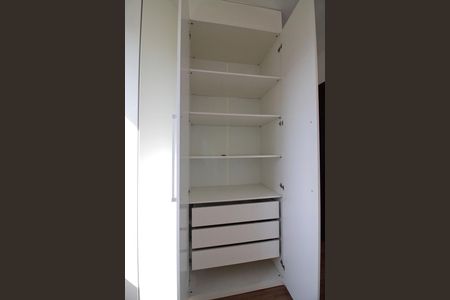Apartamento para alugar com 65m², 2 quartos e 2 vagas Apartamento para alugar com 65m², 2 quartos e 2 vagasSuíte