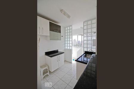 Apartamento para alugar com 65m², 2 quartos e 2 vagas Apartamento para alugar com 65m², 2 quartos e 2 vagasCozinha