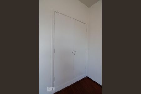 Sala/Quarto de kitnet/studio à venda com 1 quarto, 40m² em Vila Itapura, Campinas