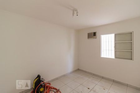 Casa à venda com 150m², 2 quartos e 3 vagasQuarto 2