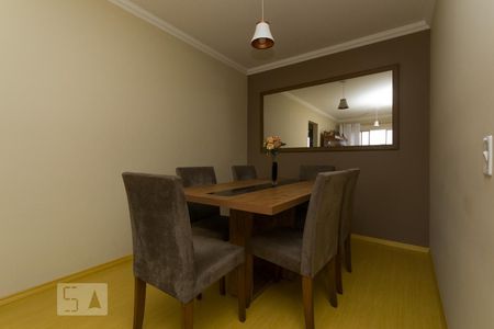 Apartamento para alugar com 61m², 2 quartos e 1 vagaSala de jantar