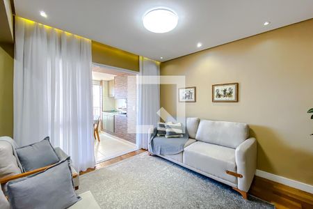 Sala de apartamento à venda com 3 quartos, 97m² em Vila Bertioga, São Paulo