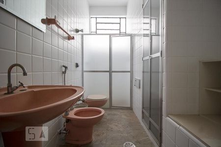 Banheiro de casa para alugar com 5 quartos, 160m² em Prado, Belo Horizonte