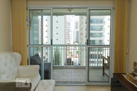 Janela da sala de apartamento para alugar com 3 quartos, 100m² em Bosque da Saúde, São Paulo