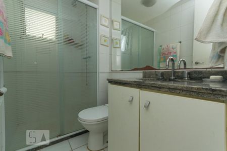 Banheiro de apartamento para alugar com 3 quartos, 100m² em Bosque da Saúde, São Paulo