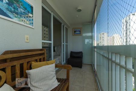 Varanda de apartamento para alugar com 3 quartos, 100m² em Bosque da Saúde, São Paulo