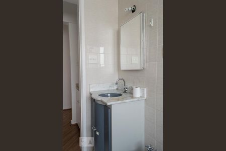 Apartamento para alugar com 77m², 2 quartos e 1 vagaBanheiro