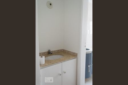 Apartamento para alugar com 77m², 2 quartos e 1 vagaBanheiro