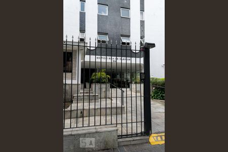 Apartamento para alugar com 77m², 2 quartos e 1 vagaFachada