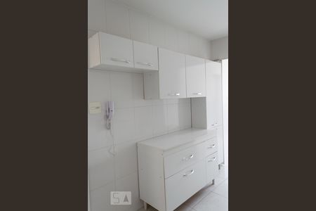 Apartamento para alugar com 77m², 2 quartos e 1 vagaCozinha