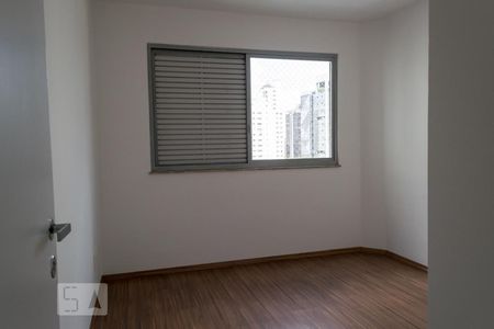 Apartamento para alugar com 77m², 2 quartos e 1 vagaQuarto 2