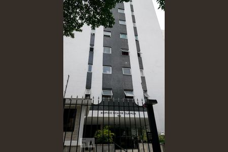 Apartamento para alugar com 77m², 2 quartos e 1 vagaFachada