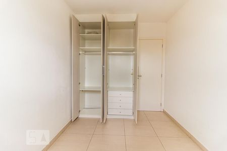 Quarto 1 de apartamento para alugar com 2 quartos, 58m² em Bom Retiro, São Paulo