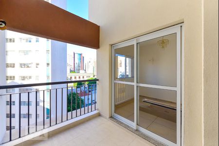 Apartamento à venda com 86m², 2 quartos e 2 vagas Apartamento à venda com 86m², 2 quartos e 2 vagasVaranda