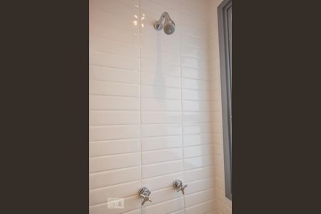 Banheiro de apartamento para alugar com 1 quarto, 45m² em Moema, São Paulo