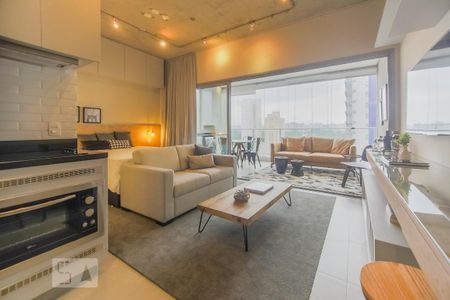 Apartamento para alugar com 1 quarto, 45m² em Moema, São Paulo