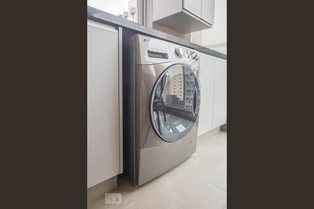 Sala de apartamento para alugar com 1 quarto, 45m² em Moema, São Paulo