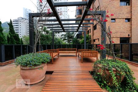 Area comum de apartamento para alugar com 4 quartos, 260m² em Paraíso do Morumbi, São Paulo
