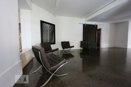 Hall de apartamento para alugar com 4 quartos, 260m² em Paraíso do Morumbi, São Paulo