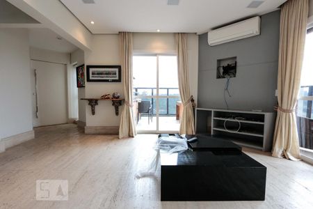Sala  de apartamento para alugar com 4 quartos, 260m² em Paraíso do Morumbi, São Paulo
