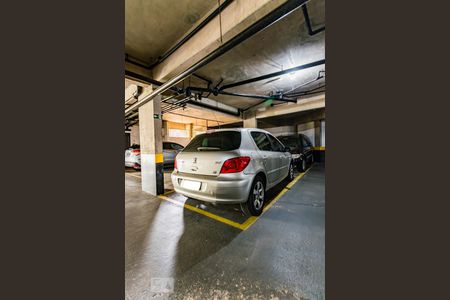 Apartamento à venda com 400m², 4 quartos e 4 vagas Apartamento à venda com 400m², 4 quartos e 4 vagasGaragem 1