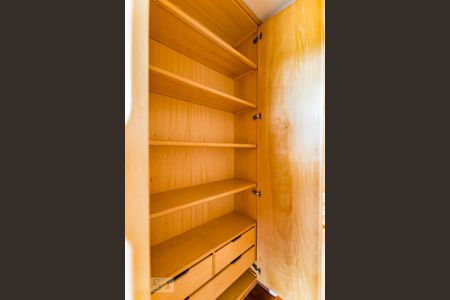 Apartamento à venda com 400m², 4 quartos e 4 vagas Apartamento à venda com 400m², 4 quartos e 4 vagasSuíte 4