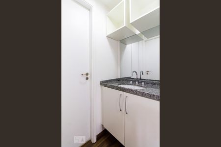 Banheiro de apartamento à venda com 1 quarto, 48m² em Tatuapé, São Paulo