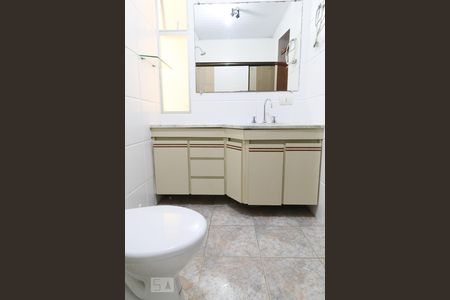 Banheiro de apartamento à venda com 3 quartos, 112m² em Vila Diva (zona Norte), São Paulo