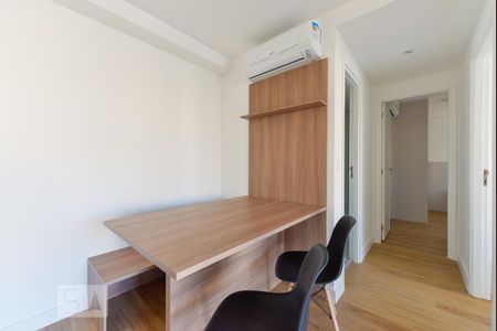 Sala de apartamento para alugar com 2 quartos, 65m² em Pinheiros, São Paulo