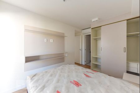 Suíte de apartamento à venda com 2 quartos, 65m² em Pinheiros, São Paulo